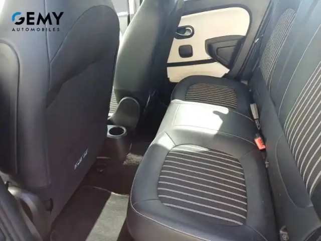 Renault Twingo iii achat intégral - 21 — photo 10