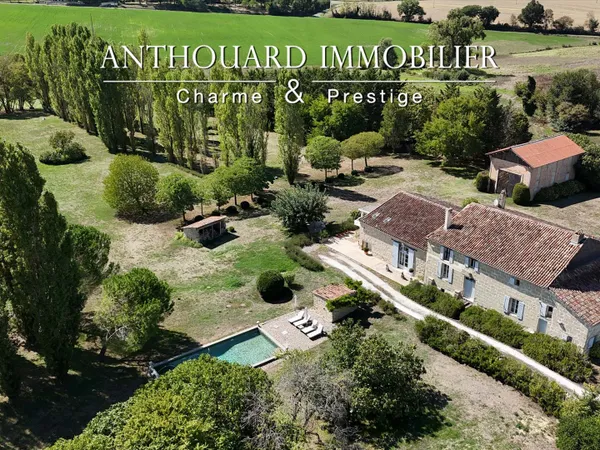 Magnifique maison, piscine au calme