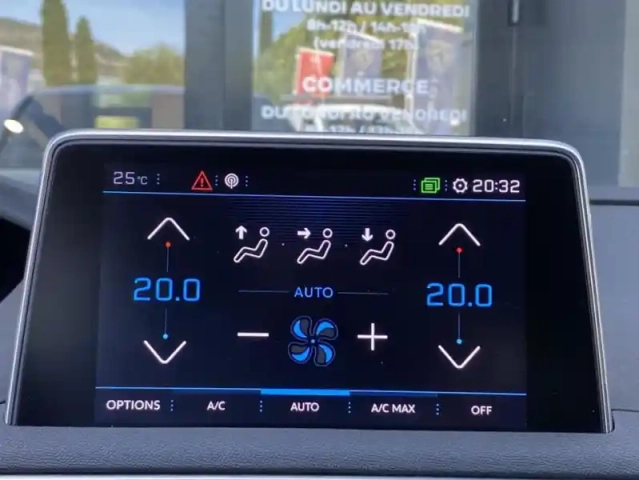 Peugeot 3008 ii puretech 130 s&amp;s allure — photo 10