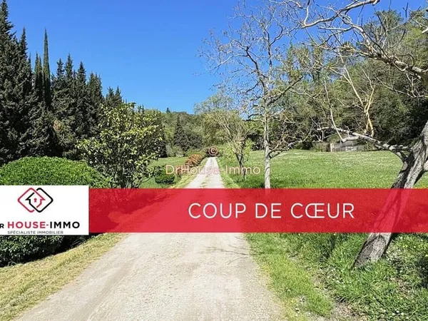Maison 15 pièces 543 m²