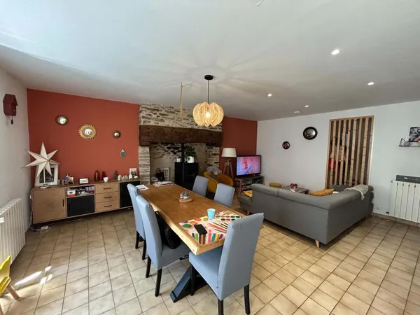 Maison Vente Saint-Yrieix-la-Perche 6p 175m² 232000€