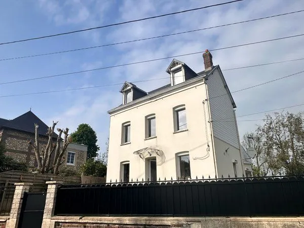 Maison Mesnil Esnard ss tvx belle situation