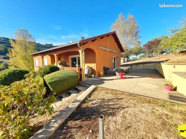 Propriété 4 pièces 120 m²