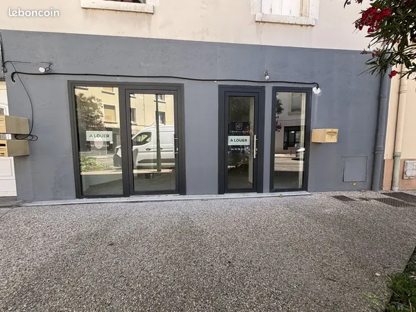 Local commercial 27 m² Guilherand-Granges