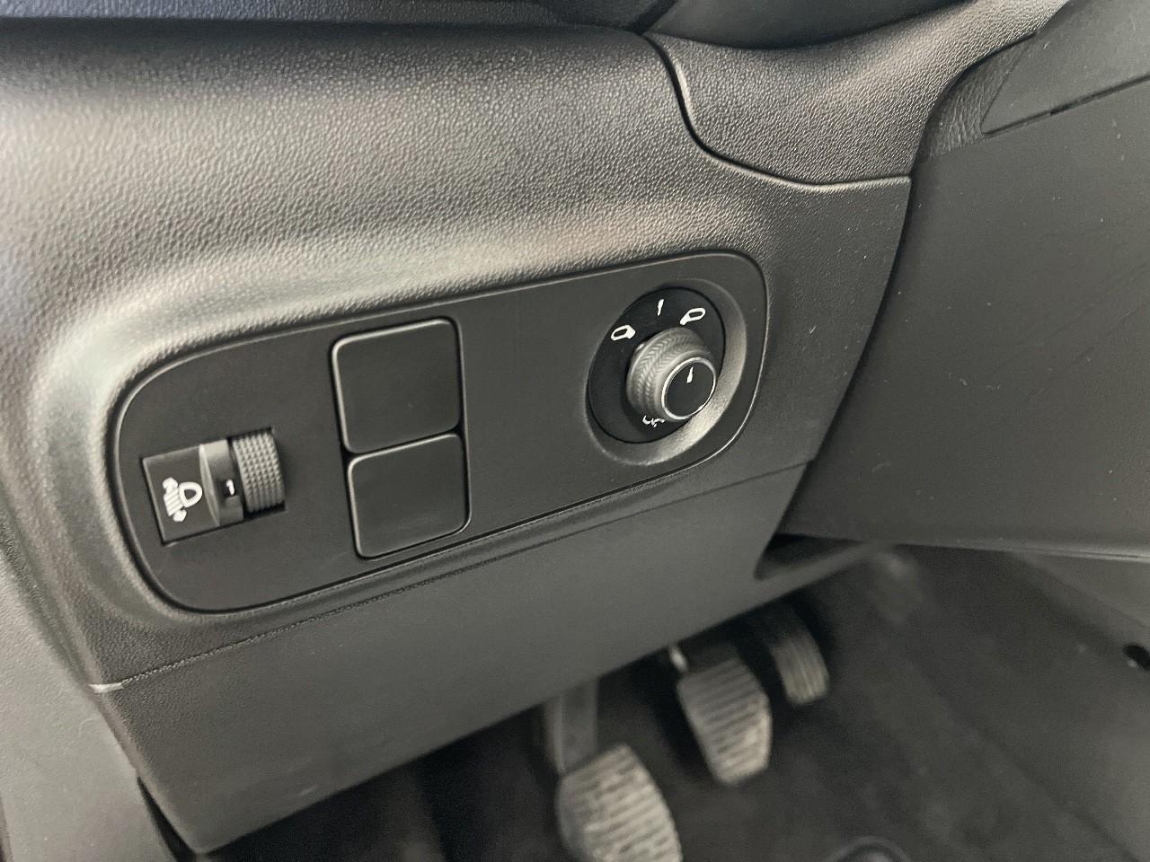 Citroën C3 bluehdi 100 bvm6 you — photo 22