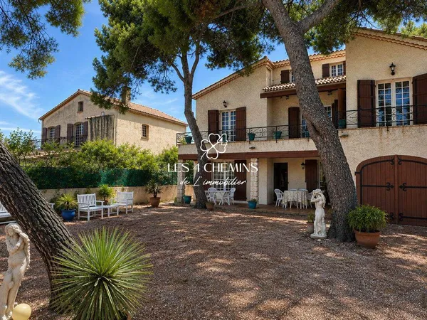 Villa 6 pièces 185 m²