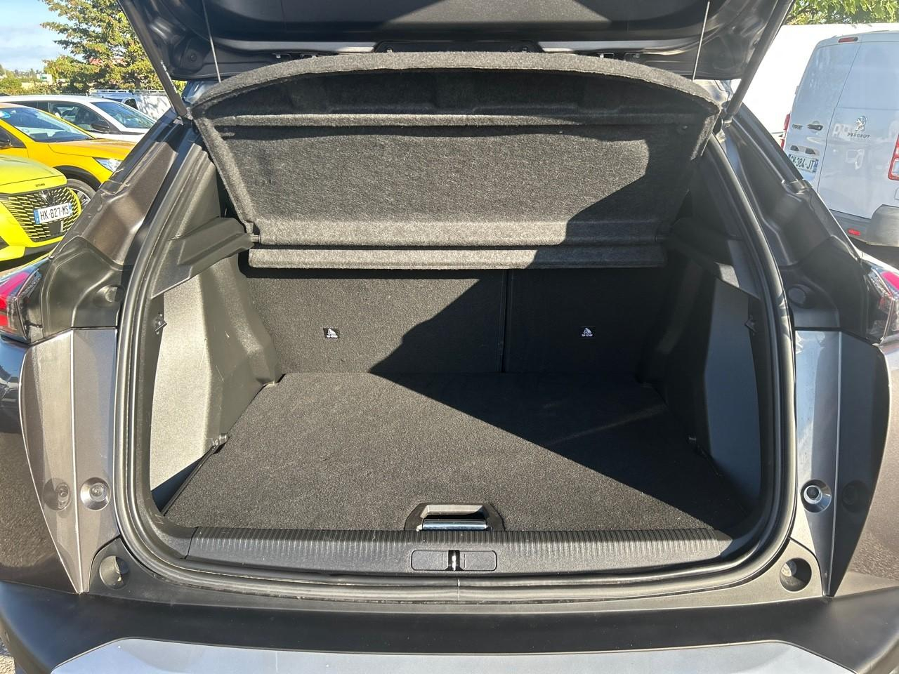 Peugeot 2008 1.2 puretech 155ch s&s gt eat8 — photo 6