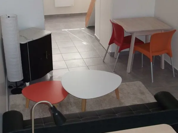 Logement étudiant 27m2 proche Le Mans libre 01/11/26