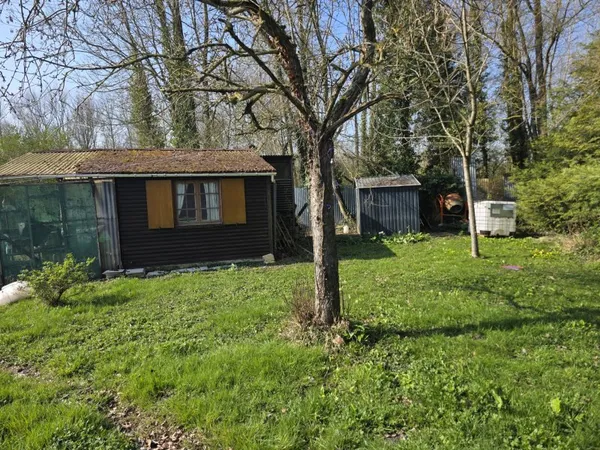 Terrain 3000 m²