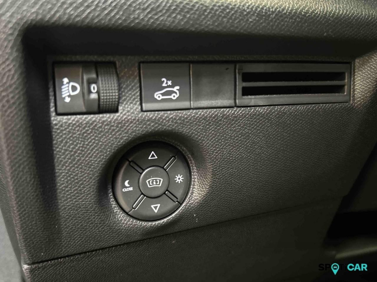 Citroën C4 X puretech 130 s&s eat8 shine — photo 22