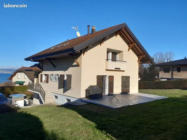 Maison type 6 pièces vue lac Lugri