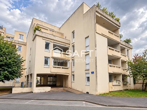 Compiègne, Appartement rénové (83 m²) 3 chambres
