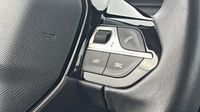Peugeot 208 1.2 PureTech 100ch S&S Style 118g — photo 18