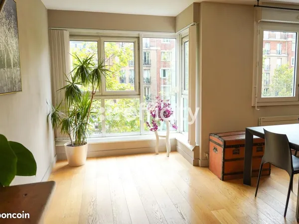 Appartement 4 pièces 81 m²