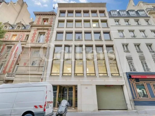 Bureau 202 m²
