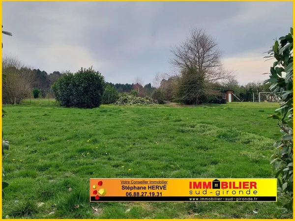 Terrain 850 m²