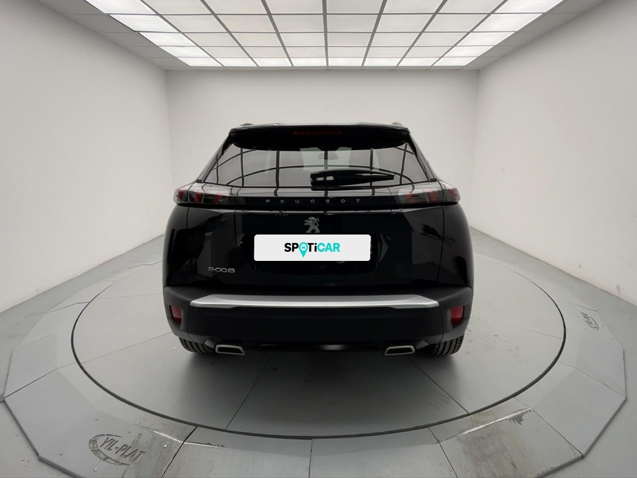 Peugeot 2008 puretech 130 s&s eat8 allure pack — photo 4