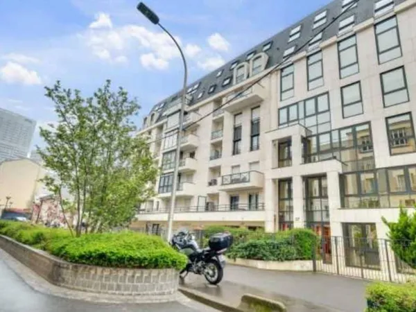 Bureaux 402 m²