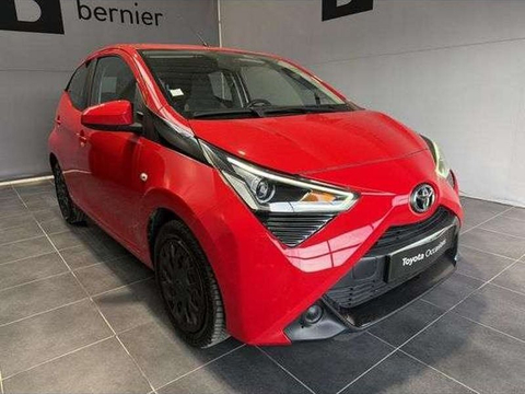 Toyota AYGO Toyota Aygo 1.0 VVT-i 72ch x-play 5p