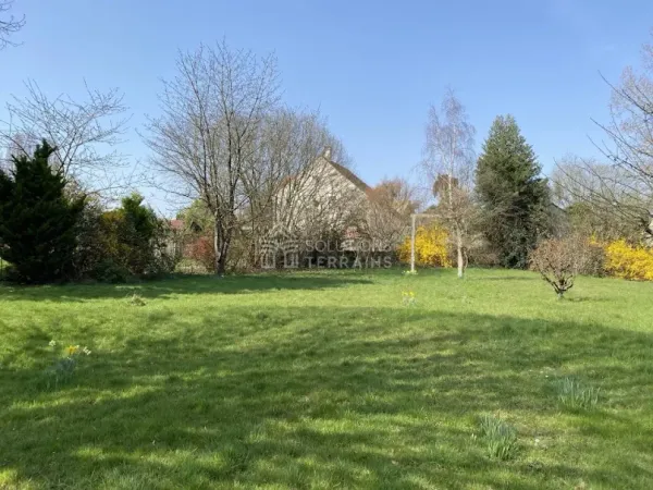 Terrain 633 m²