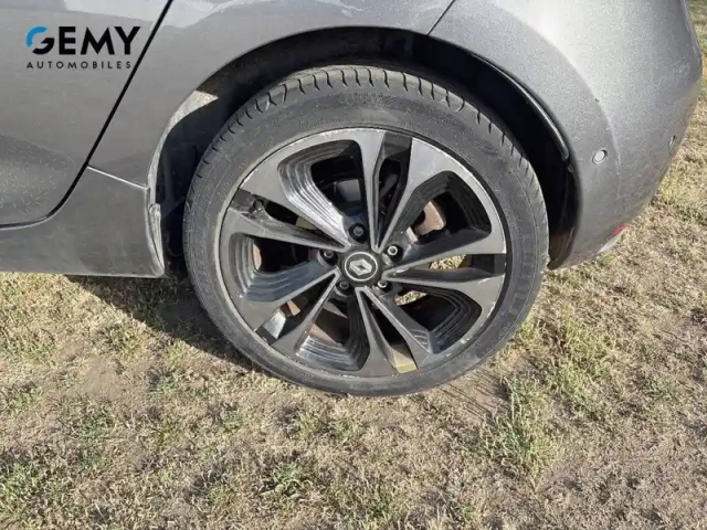 Renault Zoé zoe r135 - my22 — photo 11