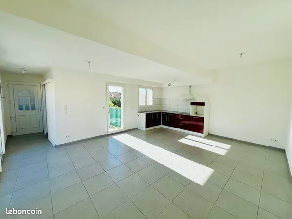T3 55m2 avec terrasse et garage - Bas-Vernet