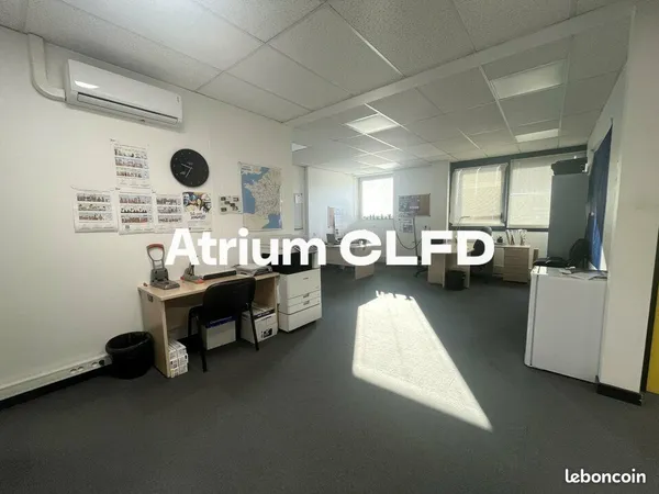 Bureaux 97 m² CLERMONT FERRAND