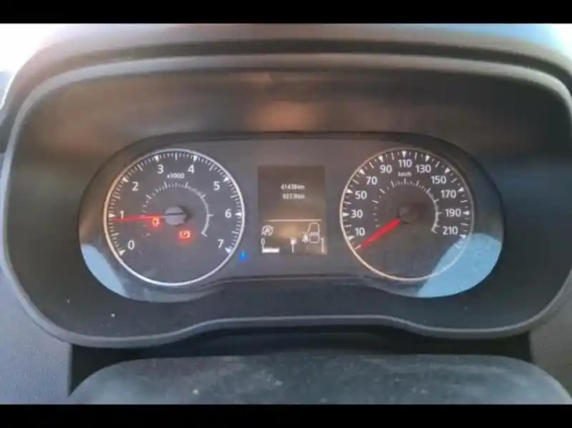Dacia Duster 1.5 blue dci 115ch prestige 4x2 — photo 9