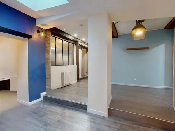 216 m2 en centre-ville d'Avranches Projet habitation ou prof