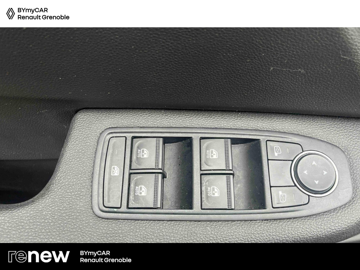 Renault Clio TCe 90 ch GSR2 — photo 17