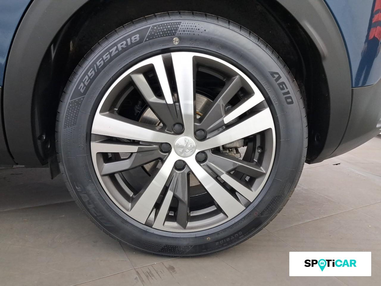Peugeot 3008 plug-in hybrid 225ch allure pack e-eat8 — photo 11