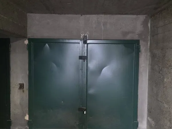 Parking 14 m²