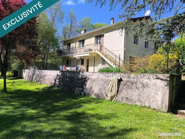 Propriété 6 pièces 140 m²