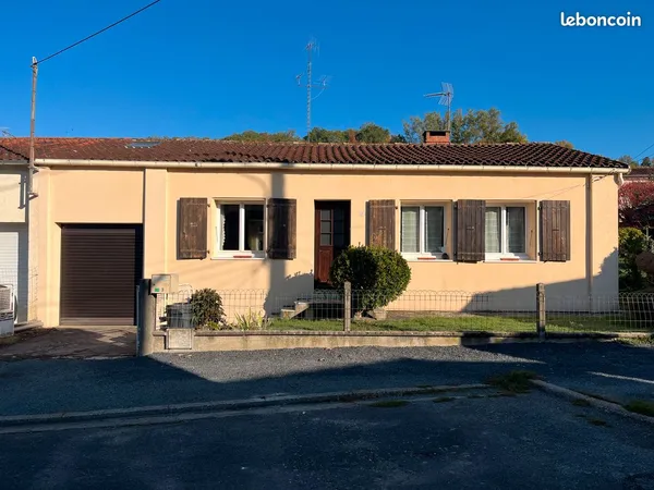 Maison 3 pièces de plein pied dans une impasse à Carmaux