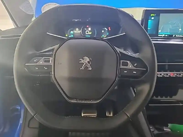 Peugeot 208 electrique 50 kwh 136ch — photo 9