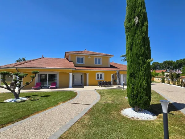 Propriété d'exception à Jonage-le-Haut