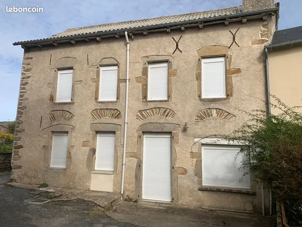 Maison - 3 pièces - 85 m²