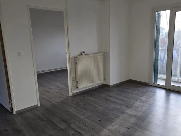 Appartement 3 pièces 56 m² rénové balcon - Mulhouse Bourtzwiller investissement