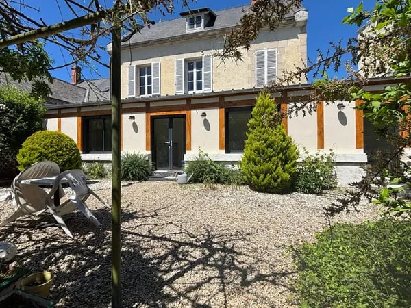 Maison 5 pièces 174 m²