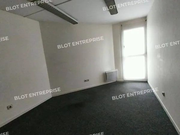 Bureaux 69 m²