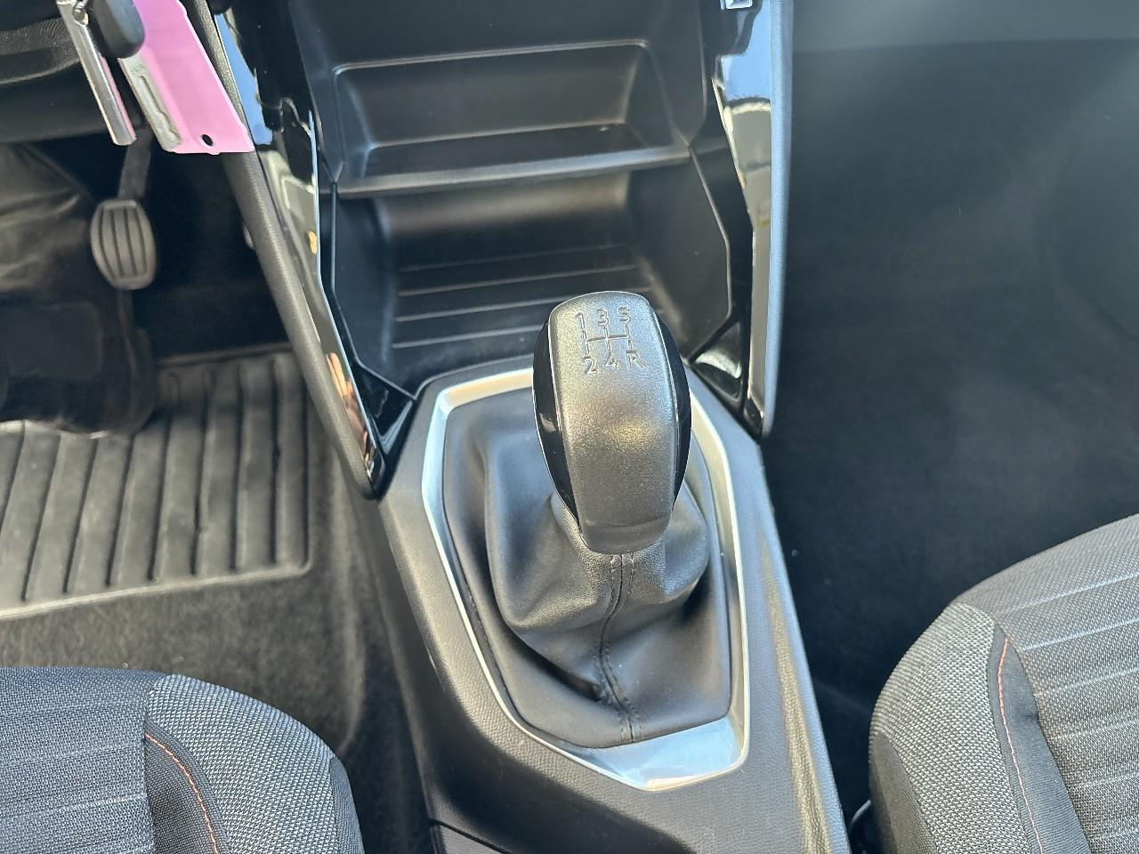 Peugeot 208 puretech 75 s&s bvm5 active pack — photo 14