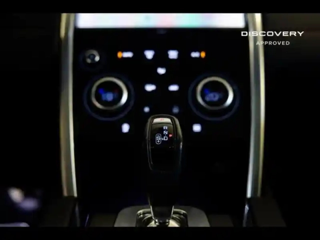 Land Rover Discovery Sport p300e r-dynamic s awd bva — photo 27