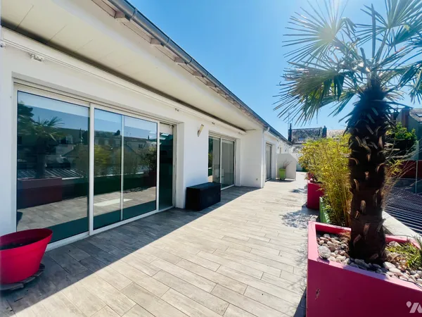 Maison 6 pièces 285 m²