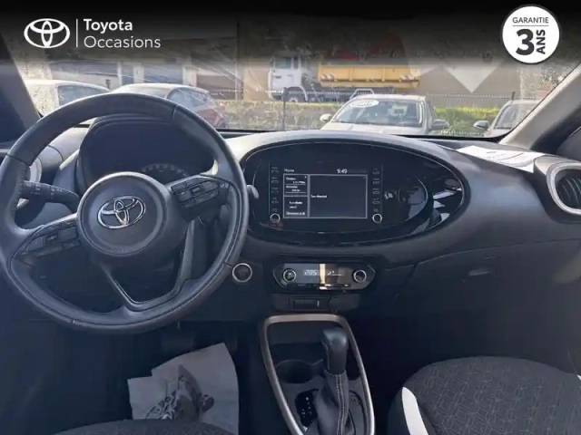 Toyota Aygo X 1.0 vvt-i 72ch design s-cvt — photo 8