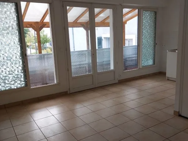Studio avec terrasse