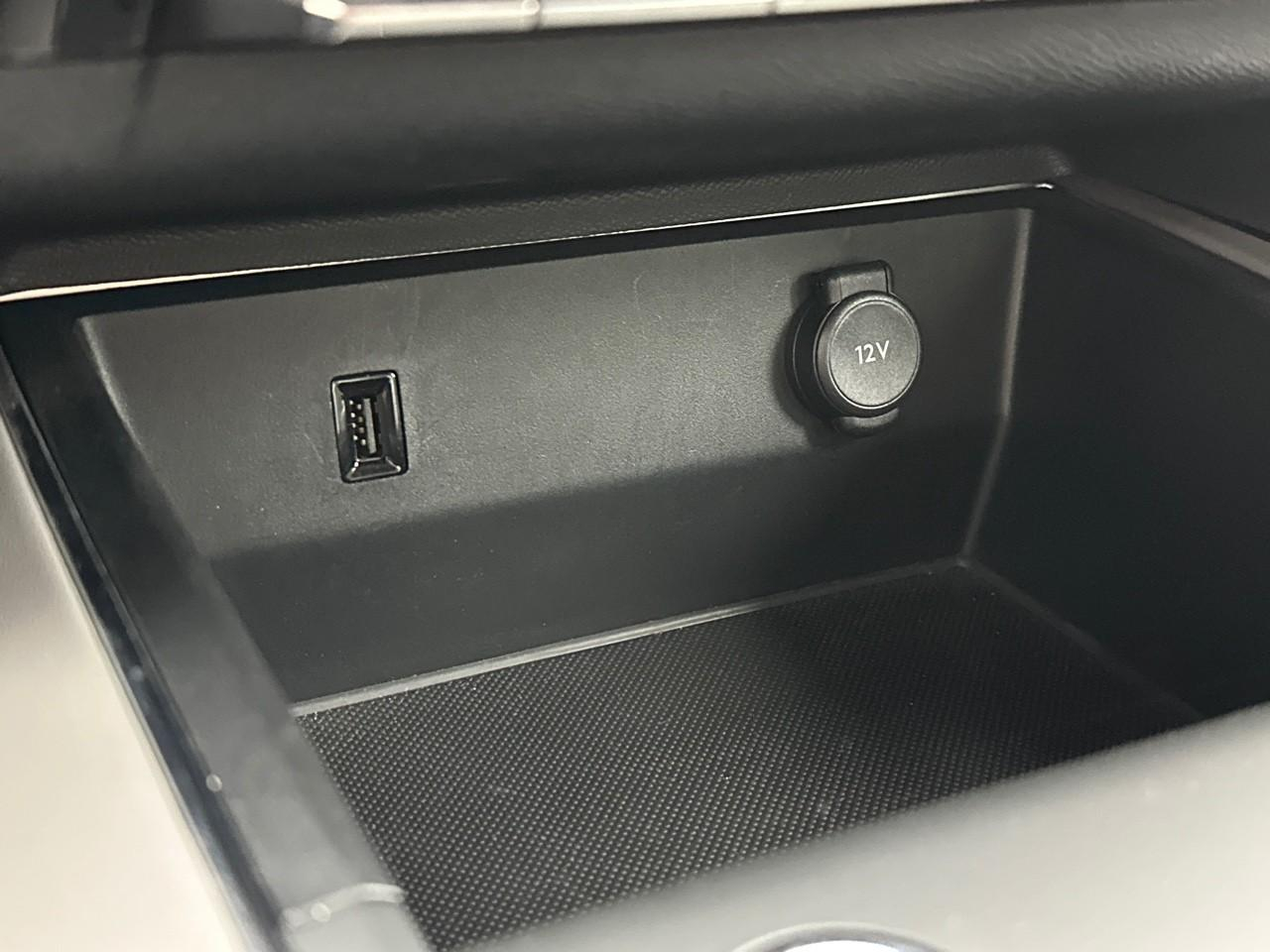 Citroën C5 Aircross hybride rechargeable 225 s&s e-eat8 c-series — photo 28
