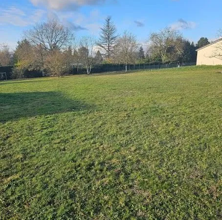 Terrain 1100 m²