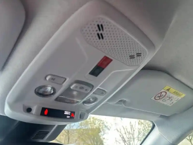 Peugeot 208 hybrid 145 ch e-dcs6 — photo 20
