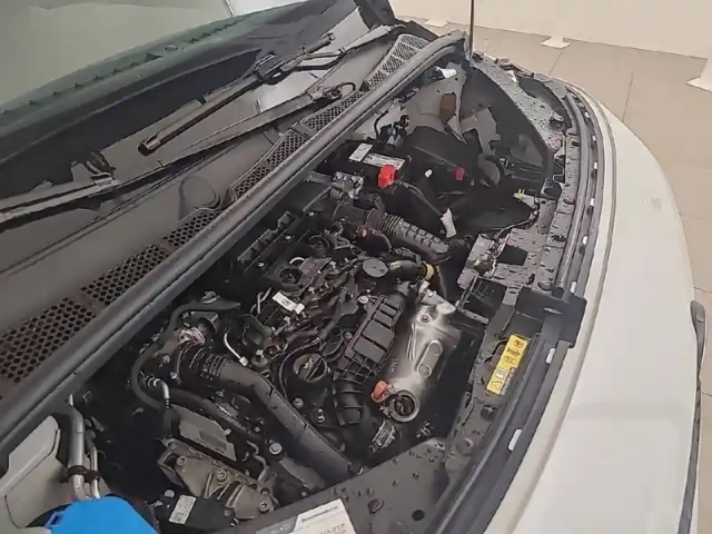 Citroën Berlingo van m diesel 100 ch manuelle — photo 24