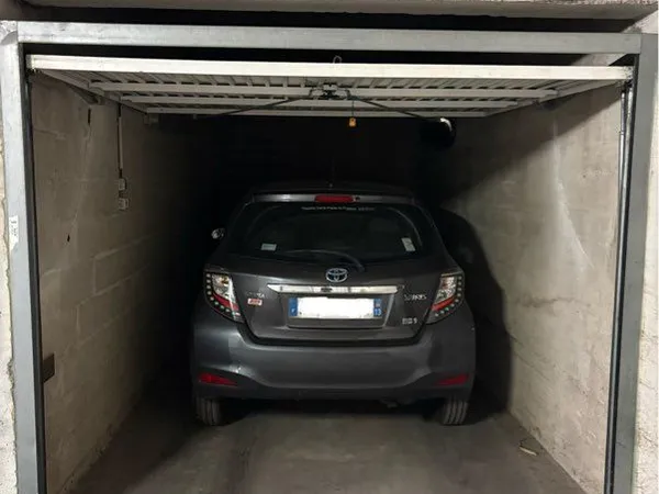 Box fermé 13m²